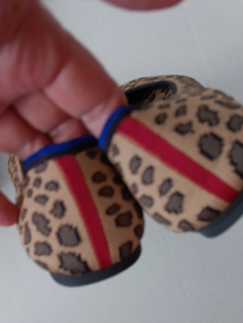 ROTHYS..SPOTTED ROUND TOE..SIZE 7.5 - Picture 5 of 7